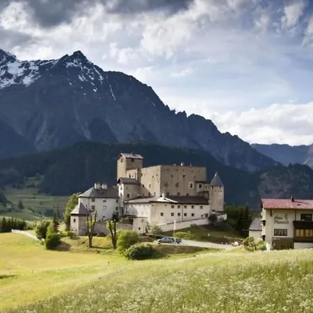 Schloss Naudersberg 1 In By Interhome Apartamento Nauders